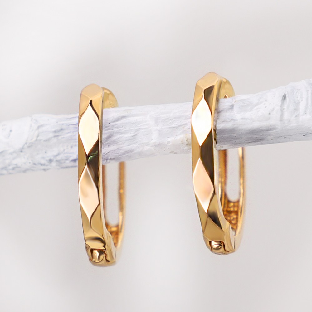 주리에떼 14K 18K 여성 데일리 루벤 다이아 컷팅 원터치 링 귀걸이 324,920원