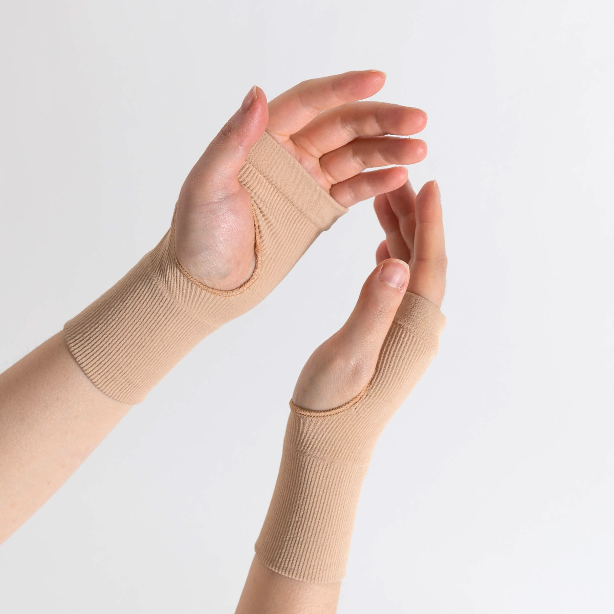 시너싹스 장갑형 국산 손목 압박 밴드 2P 1세트 7,900원