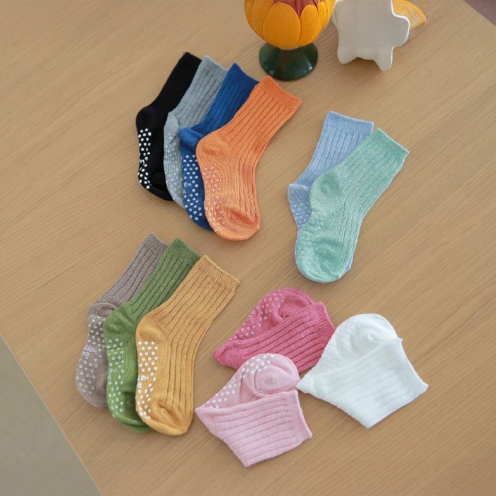 5세 6세 키즈카페 아동용 어린이 중목 미끄럼방지 국산 양말 4색 3종 [KC인증 키즈 골지 패션 아동 여아 남아 유아 데일리 편한 삭스 어린이집 답례품 친구 생일선물 케이싹] 9,900원