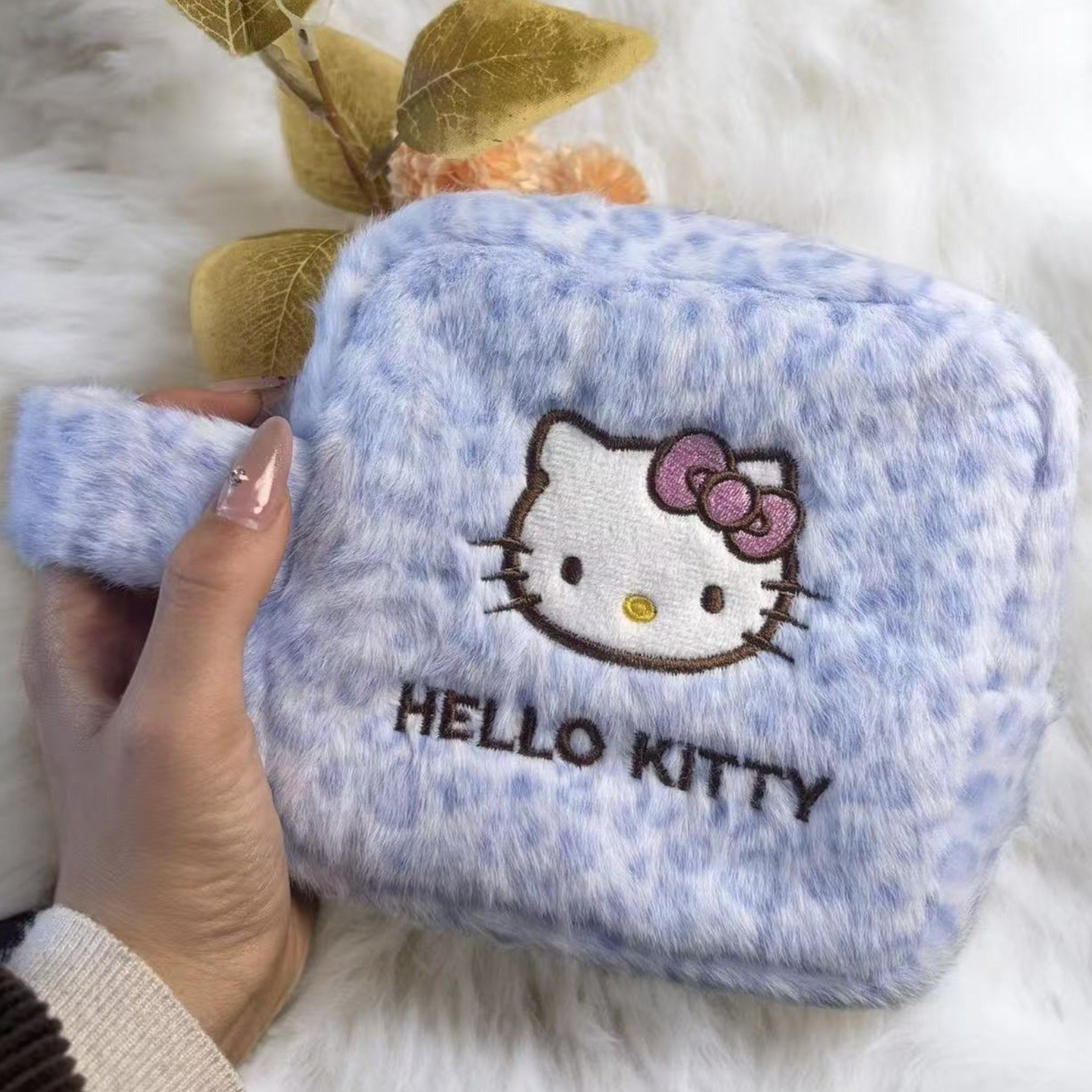 옐상 호피키티 사각 털 파우치 2종 14,900원