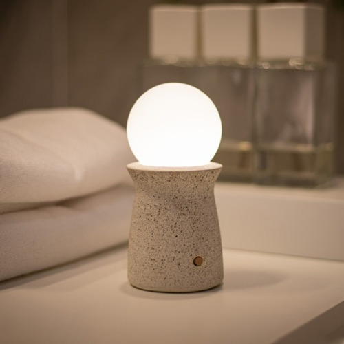 뭉클 비컨 무선 무드등 수유등 취침등 색상변환 충전식, 샌드그레이 78,200원