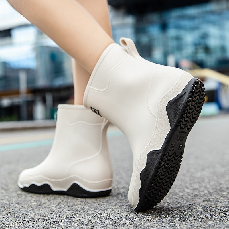 뮤롬 패션 남자 레인부츠 작업용 낚시화 남성 미끄럼방지 장화 MR328 19,500원