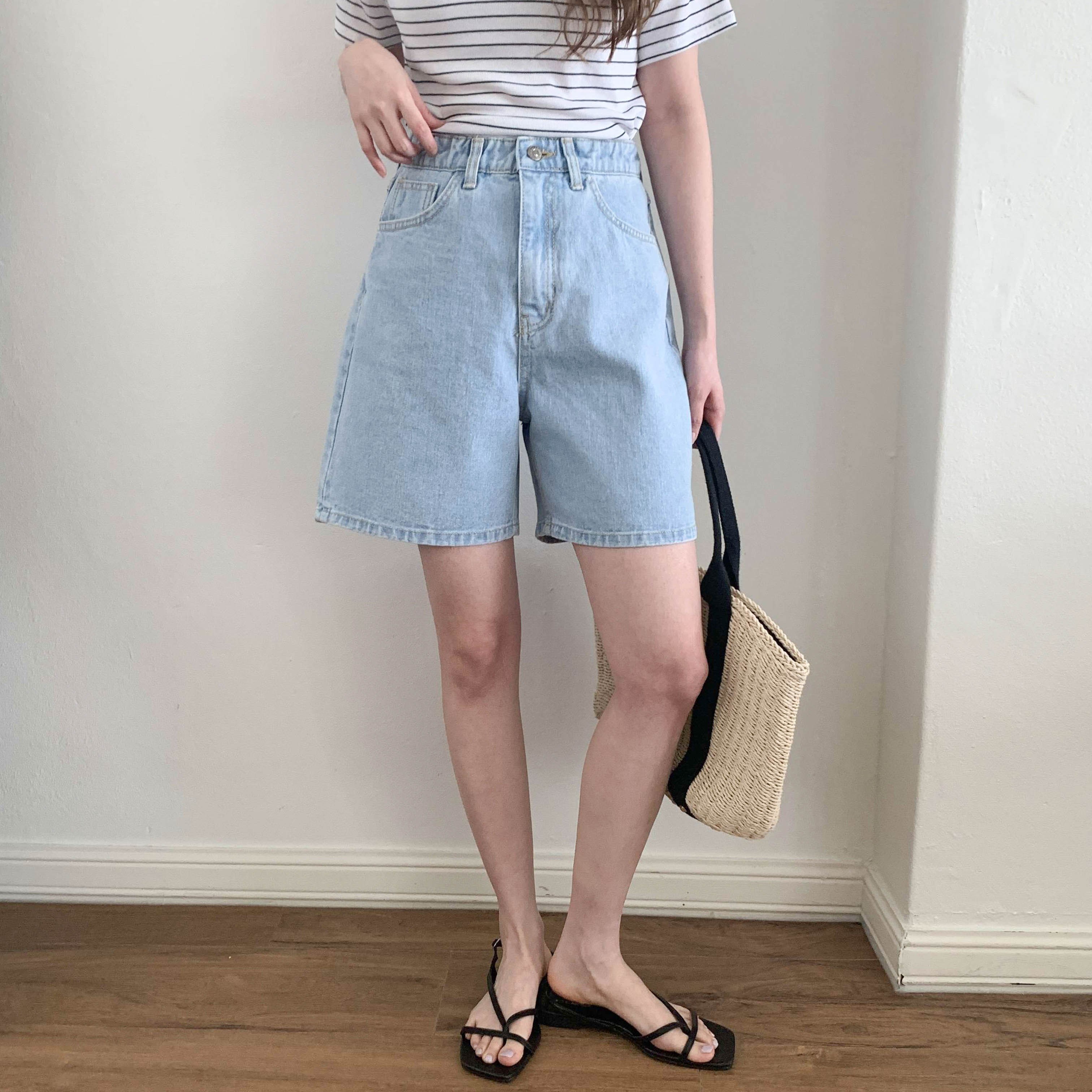 여성용 라이바 세미 와이드 뒷밴딩 4부 데님 숏팬츠 cppt15134k55 40,090원