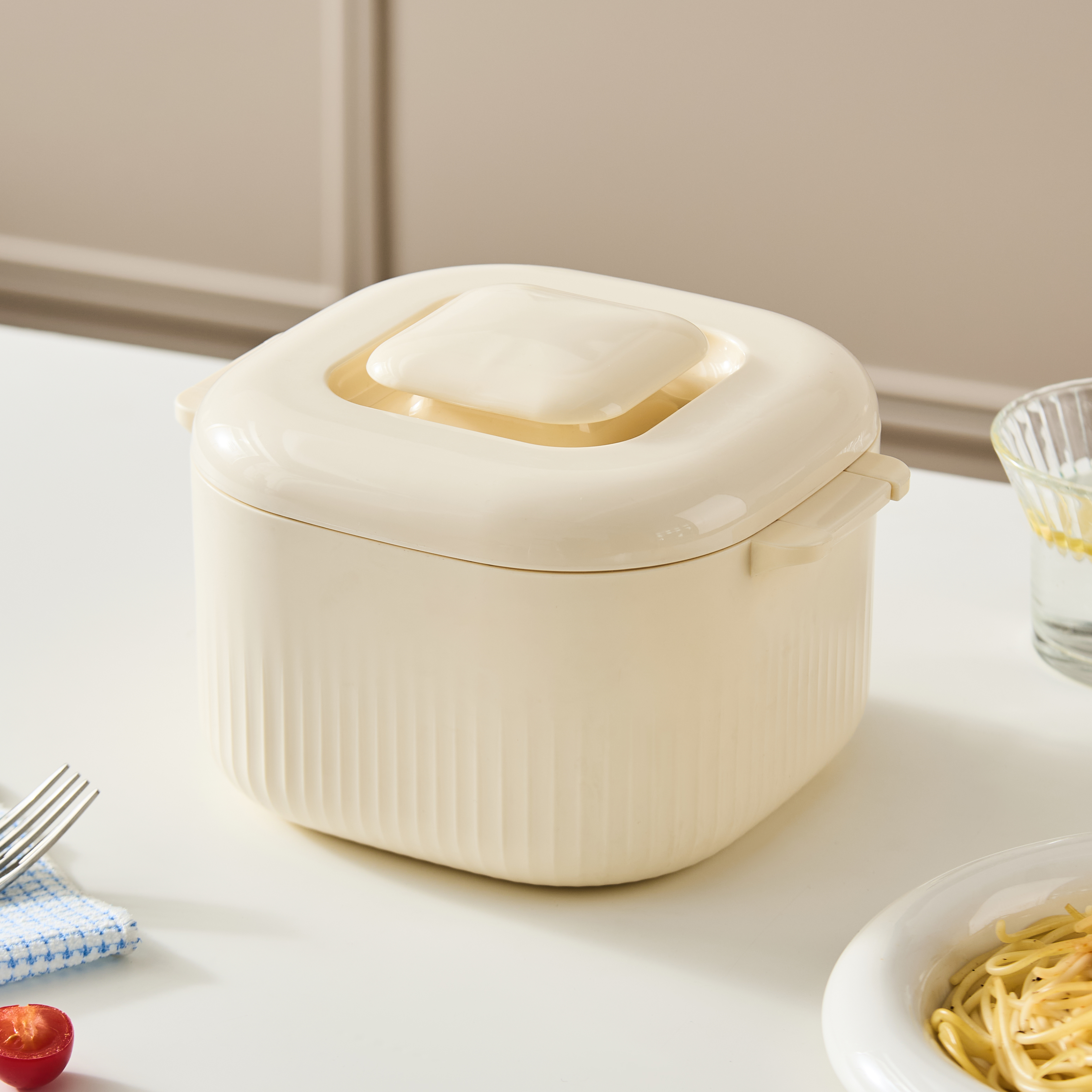 피크르 전자레인지 저당밥솥 1700ml 대용량 16,600원