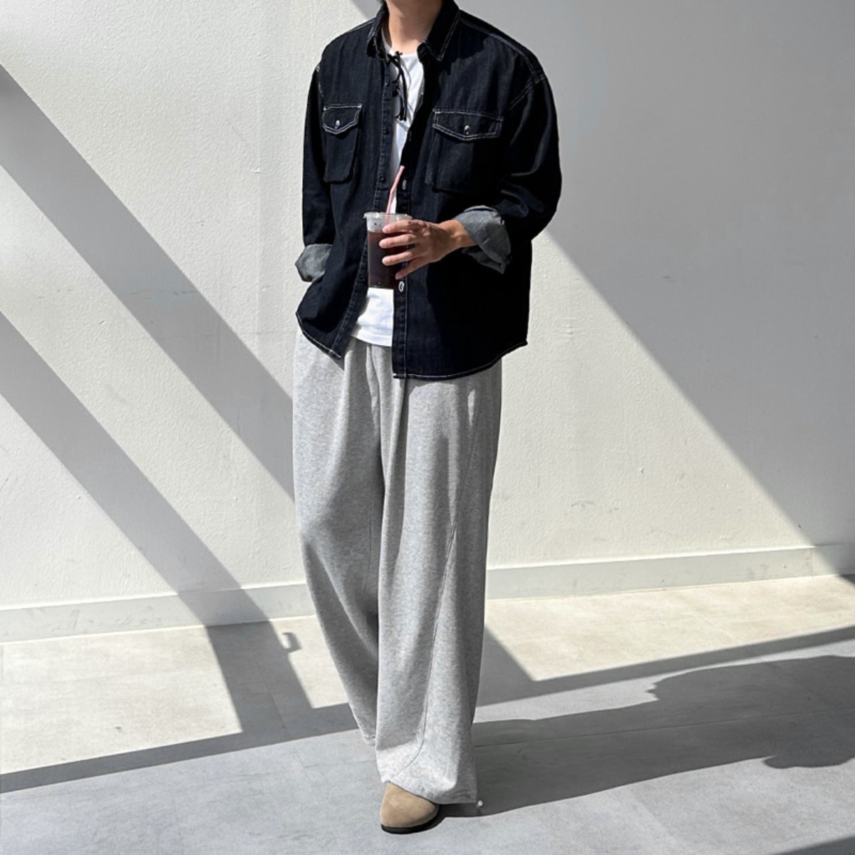 남자 남성 고퀄리티 루즈 오버핏 입체 포켓 청 데님 긴팔 남방 셔츠 35,800원