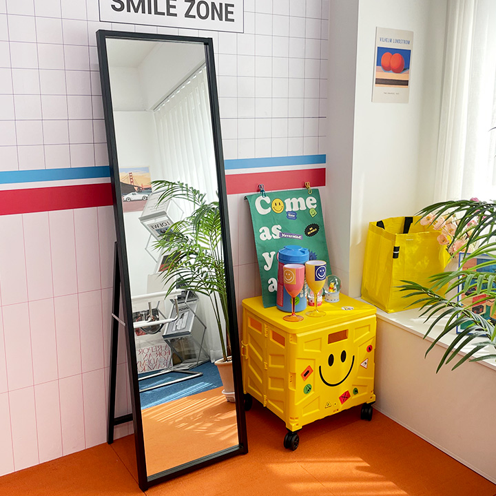 [채우리] 일루미네이트 400 거치형 전신거울 35,900원