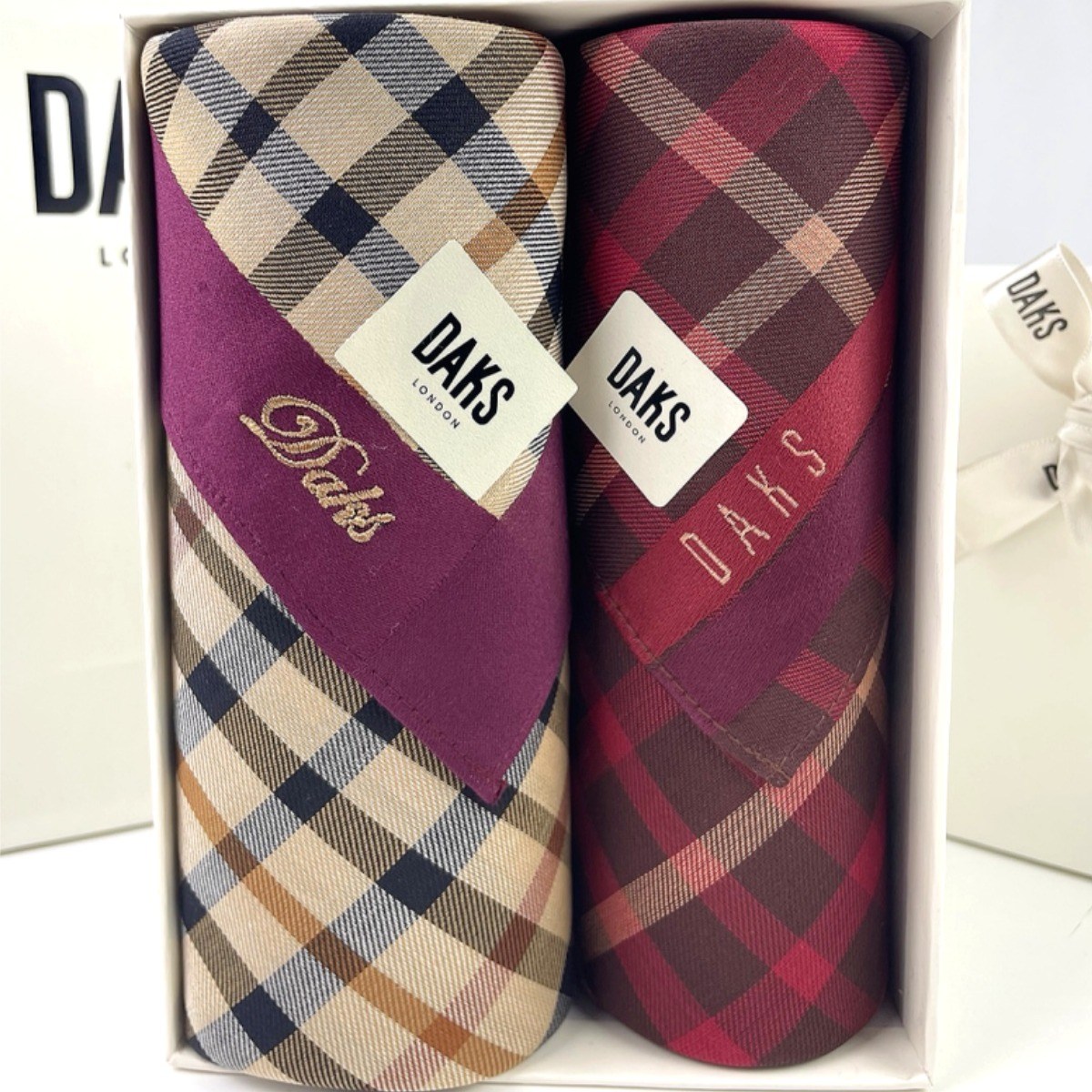 [선물포장] [백화점 정품] 닥스 체크 손수건 2종 세트 모던&와인 면 32,000원