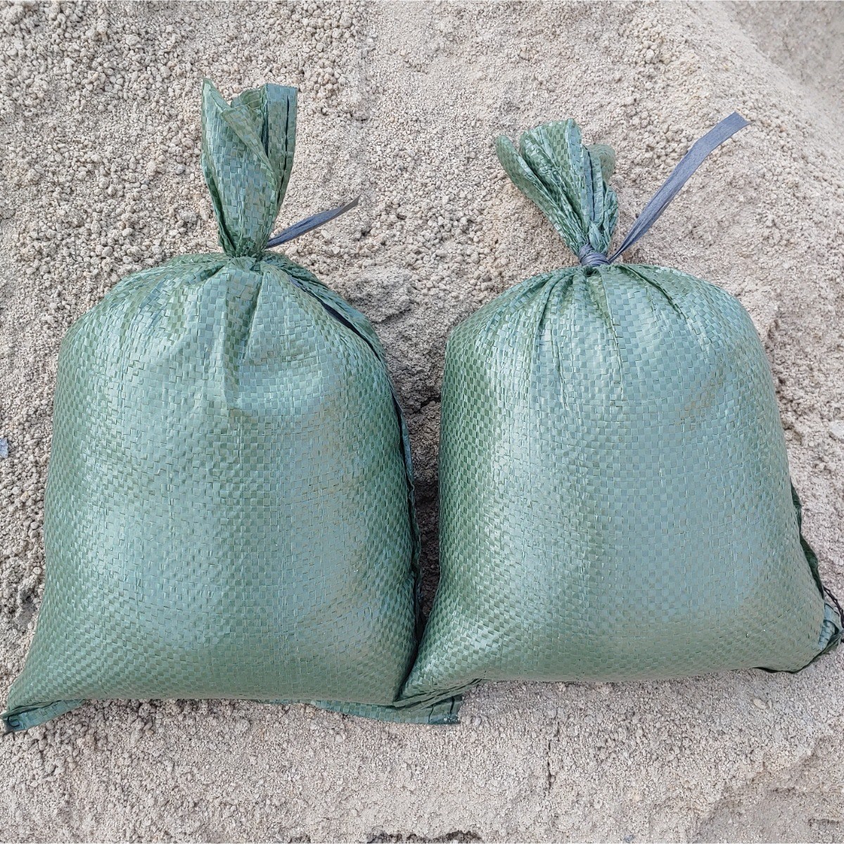 자루모래 모래담은 마대 주머니 5kg 8kg 몽돌마켓 자갈 모래 포대 캠핑용 고정용 제설용 장마대비 침수대비 제방, 1개, 8kg 6,600원