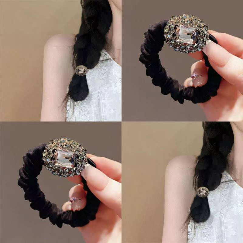 ZMBIRD 4PCS 반짝반짝 짱짱한 큐빅 머리끈 고무줄 N230 9,500원