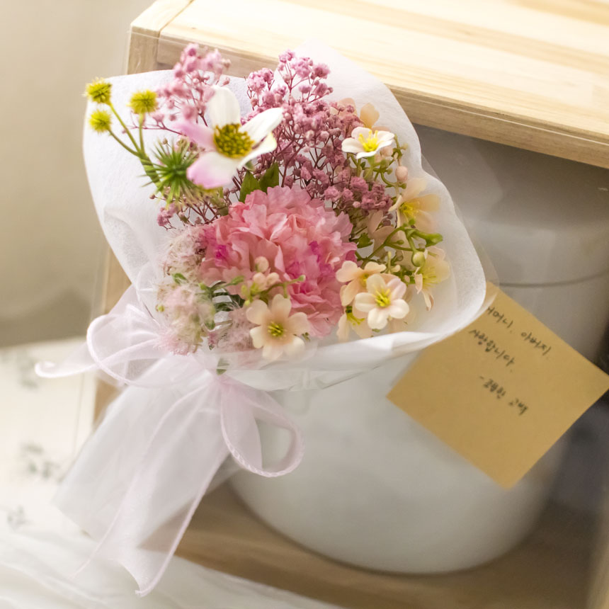 납골당 카네이션 조화 꽃다발, 1개 12,800원