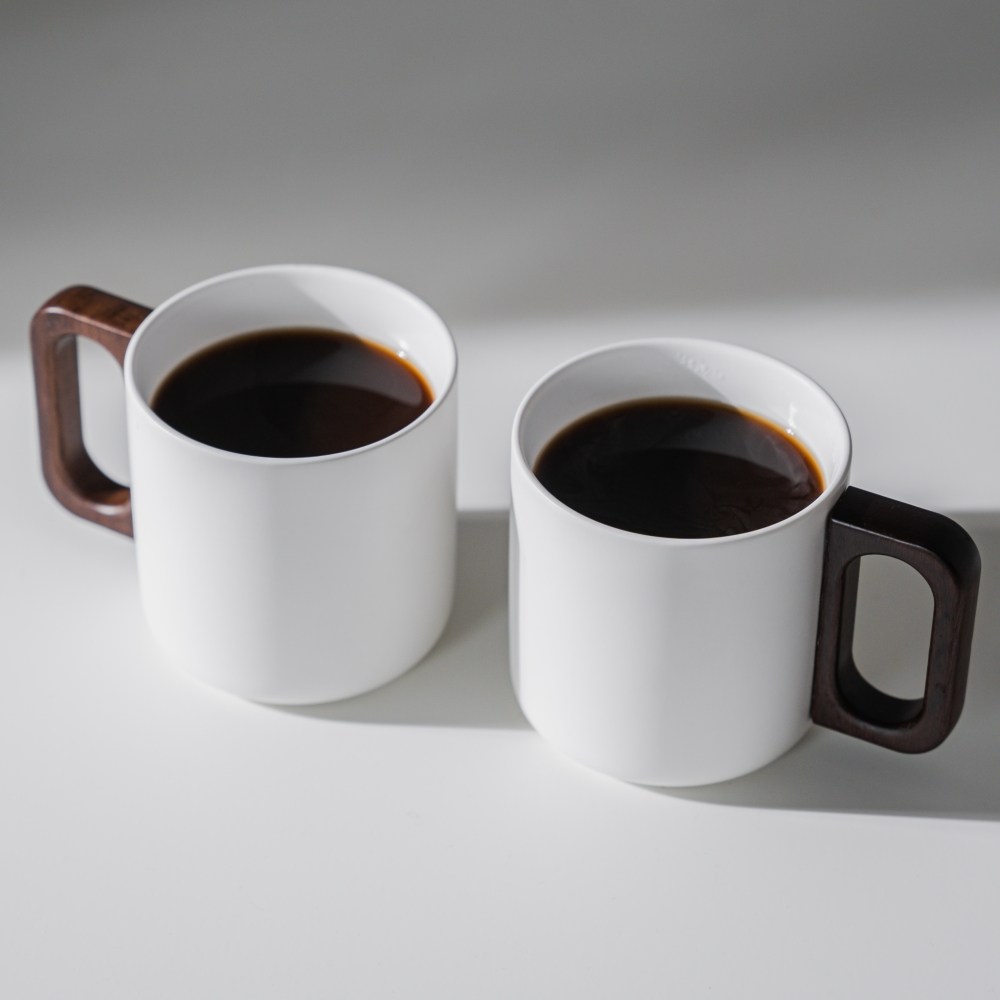 카빈스 월넛 예쁜 도자기 머그컵 400ml 18,900원