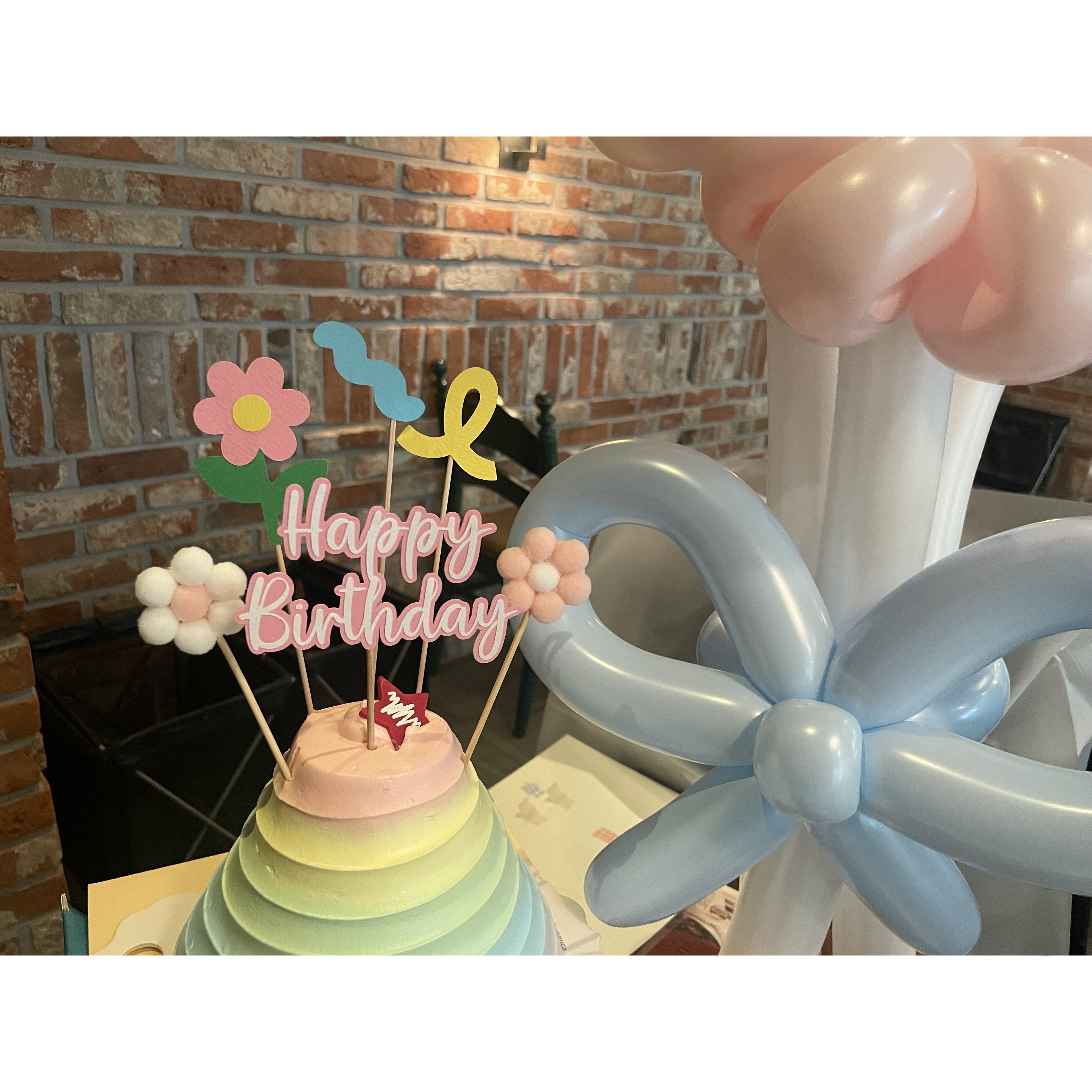 소꼼토퍼 생일토퍼 케이크픽 토퍼세트 폼폼이 데이지 토퍼 13,900원