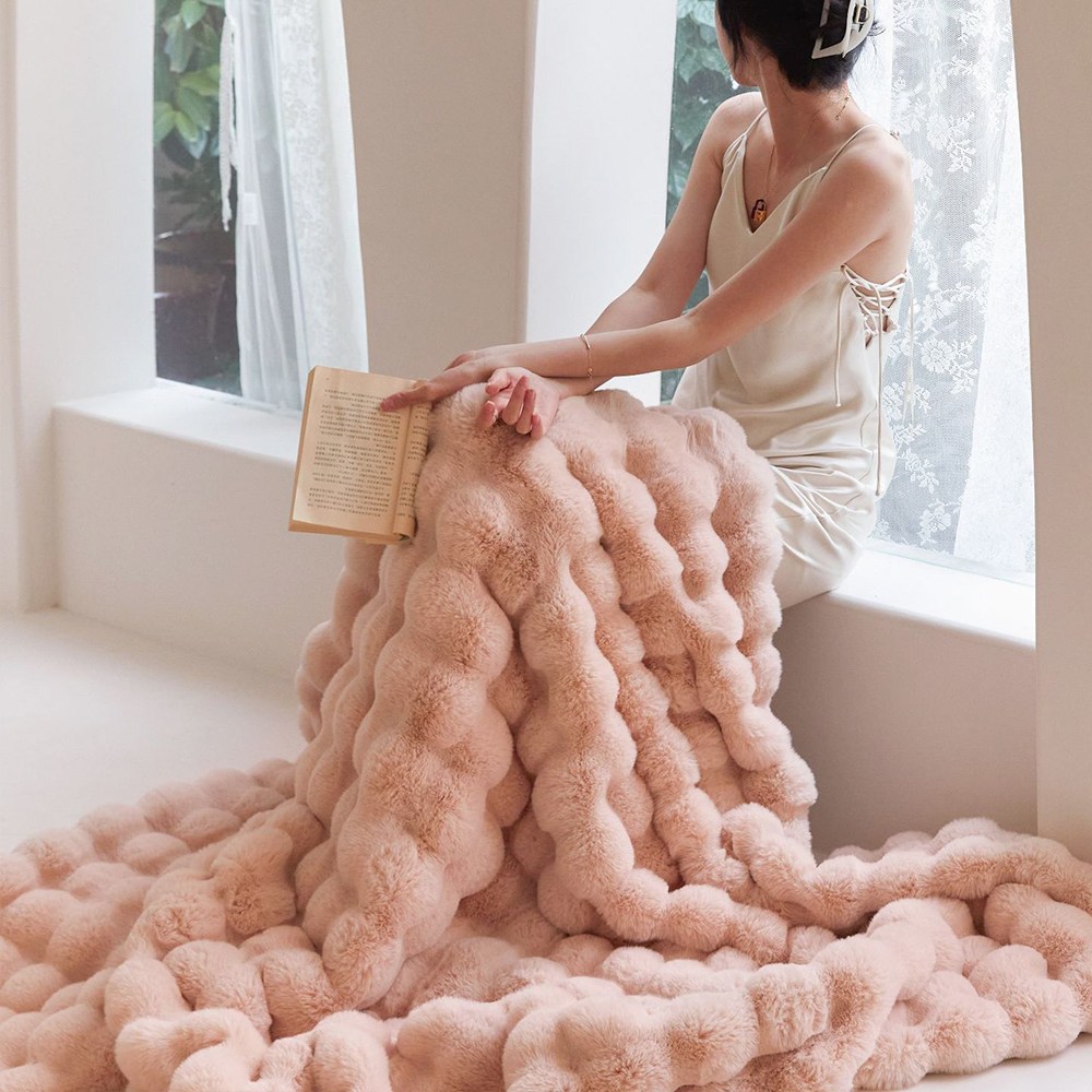 몽루아 이중보온 포근하고 두꺼운 극세사 담요 쇼파 침대 이불 블랭킷 41,900원