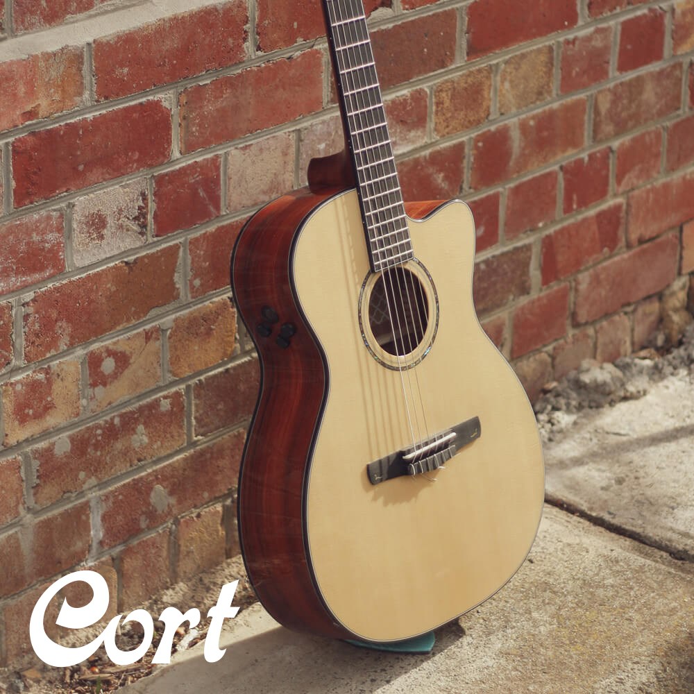 콜트 Gold OC8 Nylon 올솔리드 픽업장착 어쿠스틱 통기타 Cort 1,060,000원