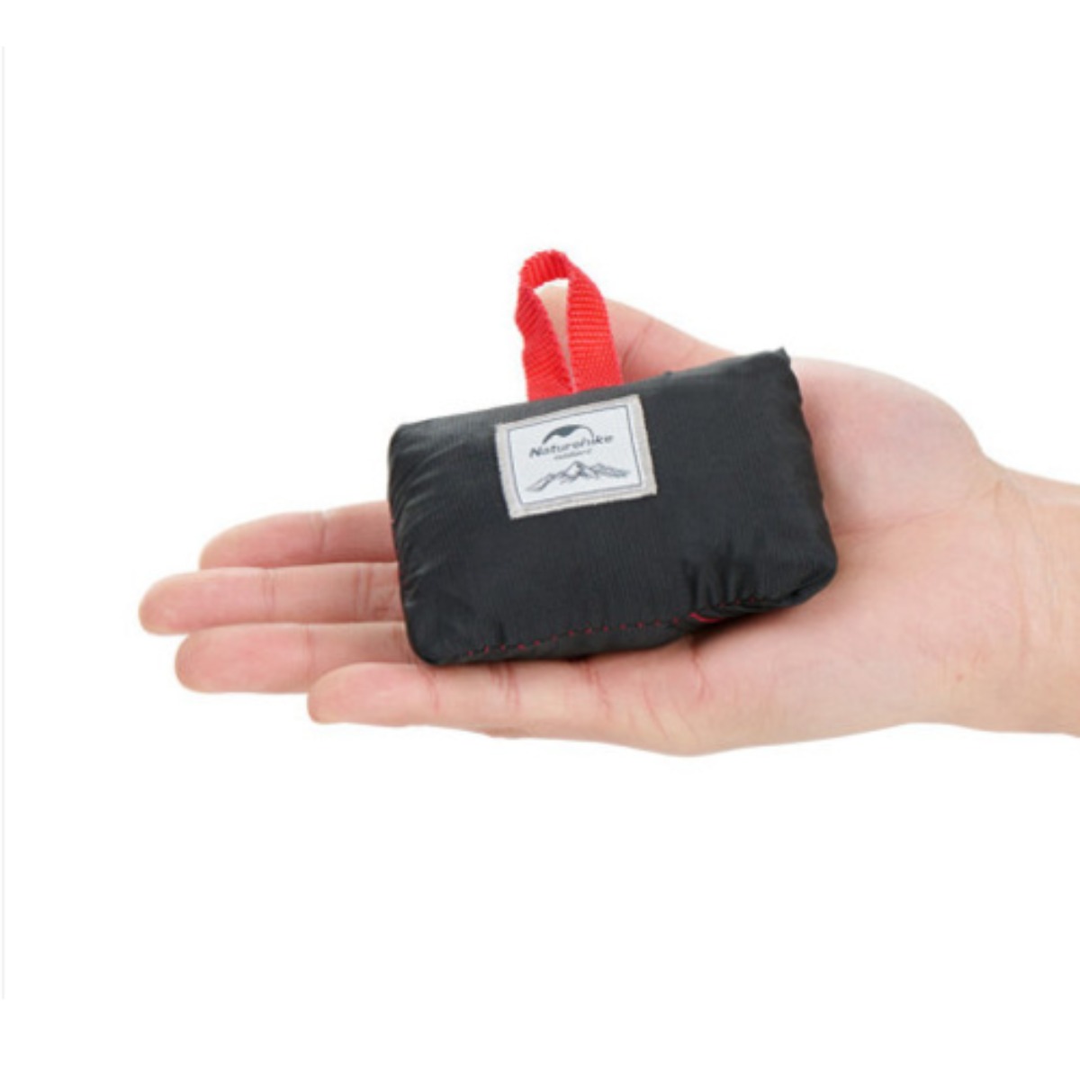 국내배송 네이처하이크 NH 초소형 매트 초경량 방수 캠핑 백패킹 포켓 매트 그늘막 겸용 깔개 등산 돗자리 24,000원