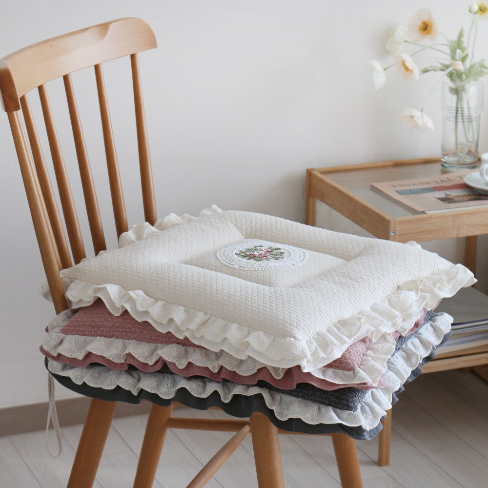 [데코벨] 순면 다이아 프릴 식탁 의자 방석 (논슬립/끈포함) 14,900원