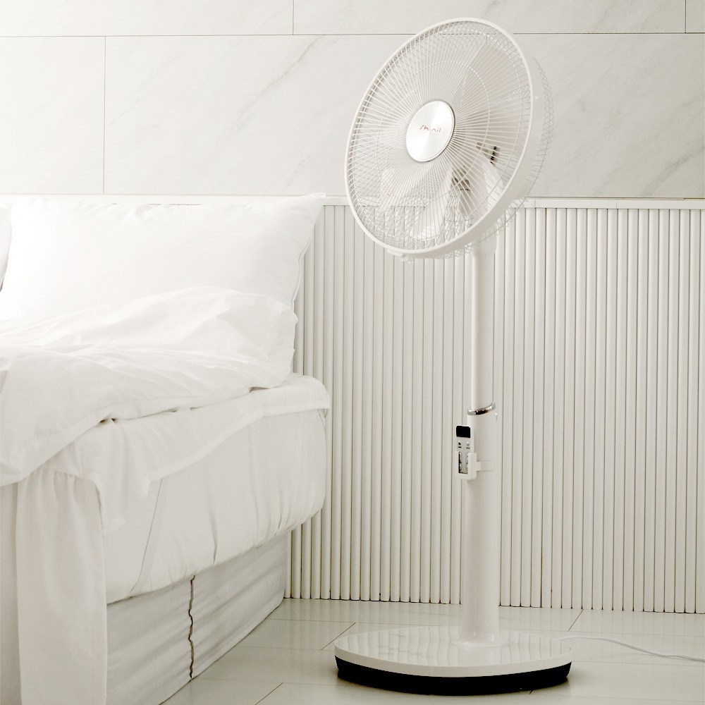 신일 BLDC 리모컨 저소음 높이조절 스탠드 가정용 업소용 7엽 선풍기 196,700원