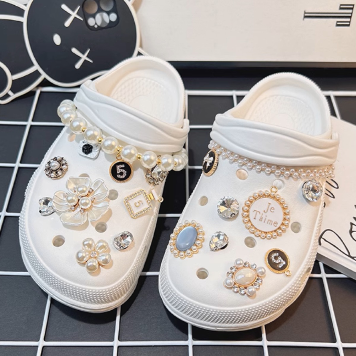 유유마켓  럭셔리  플라워 악세사리파츠 블링블링 신발꾸미기18p 14,900원