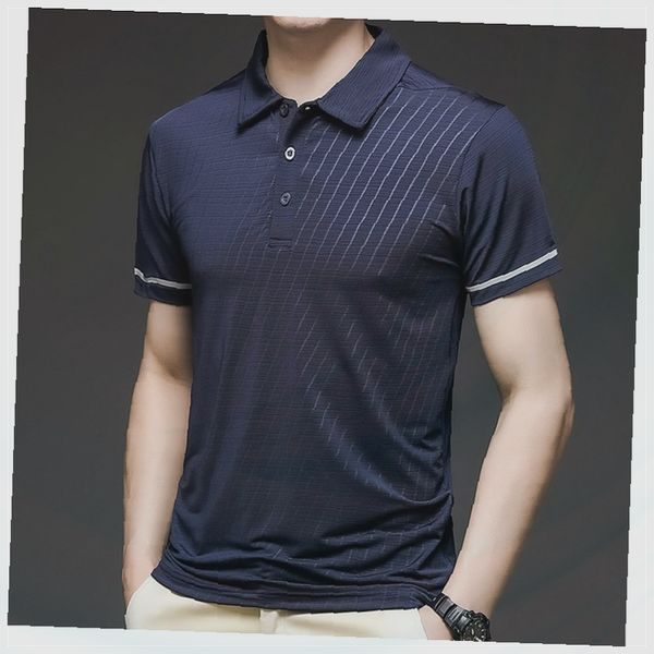 남성 셔츠 사선 스트라이프 패턴 골프웨어 운동복 반팔티 19,880원