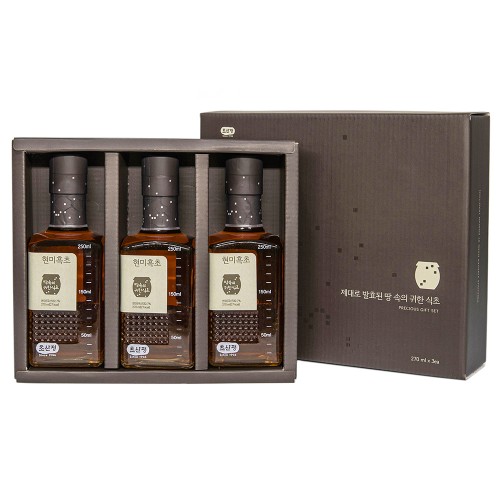 현미흑초 3병 세트(270ml  x 3병) / 쌀누룩 천연발효 / 쌀겨와 배아 그대로 발효 / 초산정 한상준 식초 33,590원