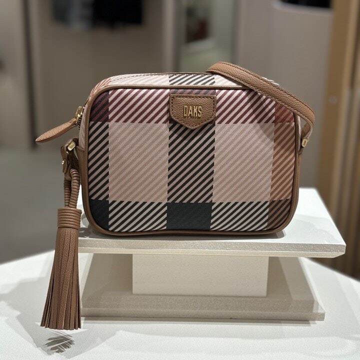 [국내백화점] 닥스 여성 크로스백 쇼퍼백 베이직 심플 360,820원