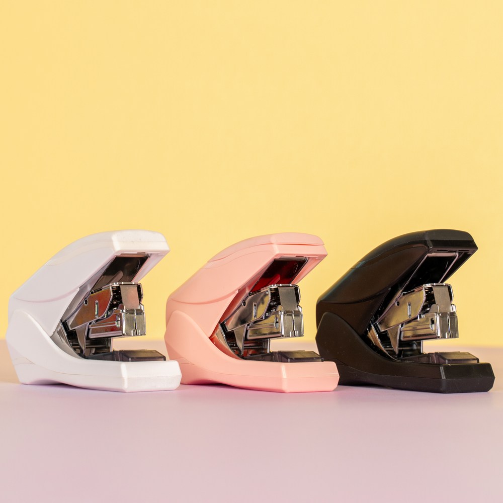 아날로그 무중력 스테이플러 40매 지철 호치키스 케스 스테 스템플러, 1개, 블랙 15,000원