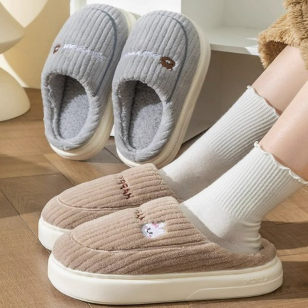 obp 토끼 곰돌이 방한 겨울 여성남성 남녀공용 따뜻한 털 실내화 사무실 퍼슬리퍼 털신발 4,900원