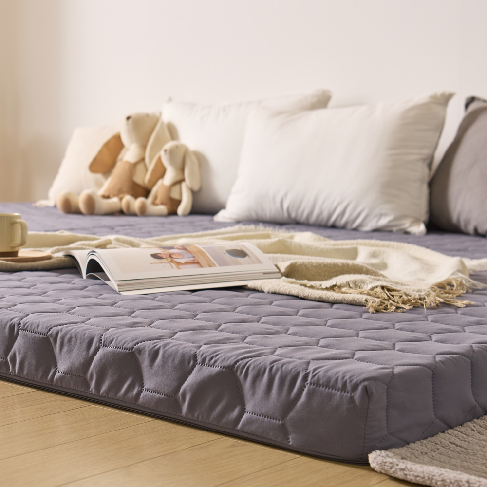 솔트 늘잠 접이식 3단 토퍼 매트리스 침대 바닥 거실 캠핑 차박 매트 요토퍼 방수 118,900원