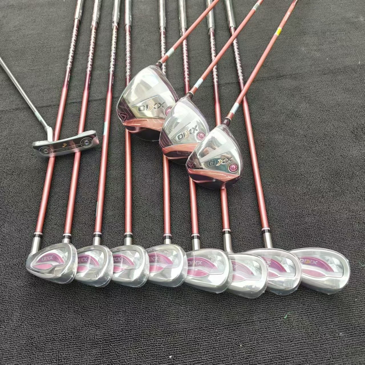 {국내 배송} 여성골프채풀세트 여자골프채세트 여자골프채풀세 젝시오여성풀세트 MP1300 드라이버 12.5 / 3번,5번 우드 / 젝시오아이언세트 / 퍼터 골프채풀세트 1,440,000원