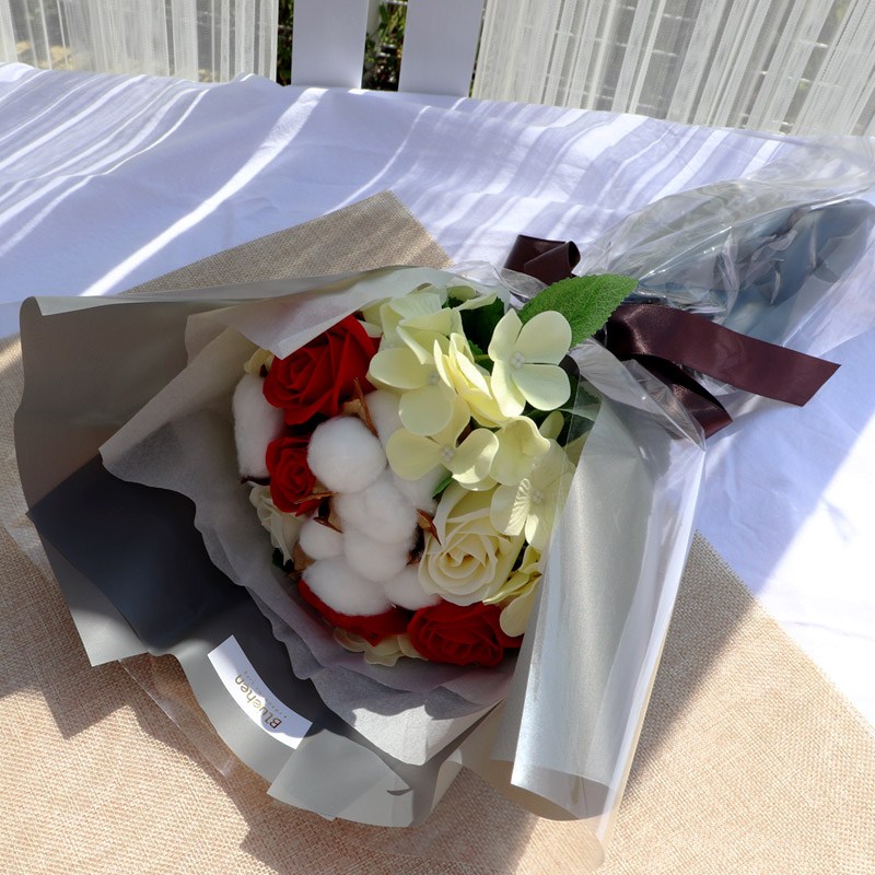 블뤼엔 비누꽃 목화로즈수국 꽃다발 16,900원