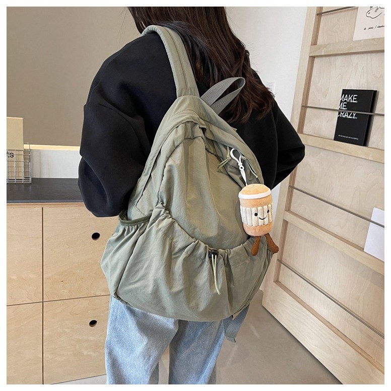 라꼼 여성 가벼운 데일리 신학기 경량 바스락 수납 포켓 백팩 36,000원