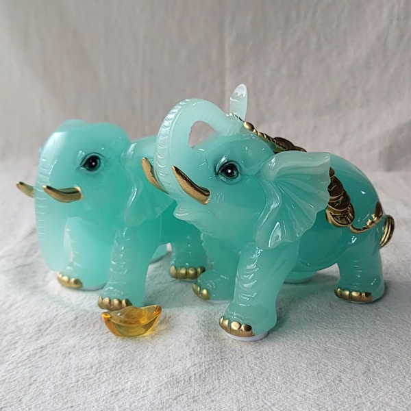아네샵 소형 비취 청옥 코끼리 장식품 코끼리 조각상 풍수 인테리어 돈 들어오는 장식 소품 59,000원
