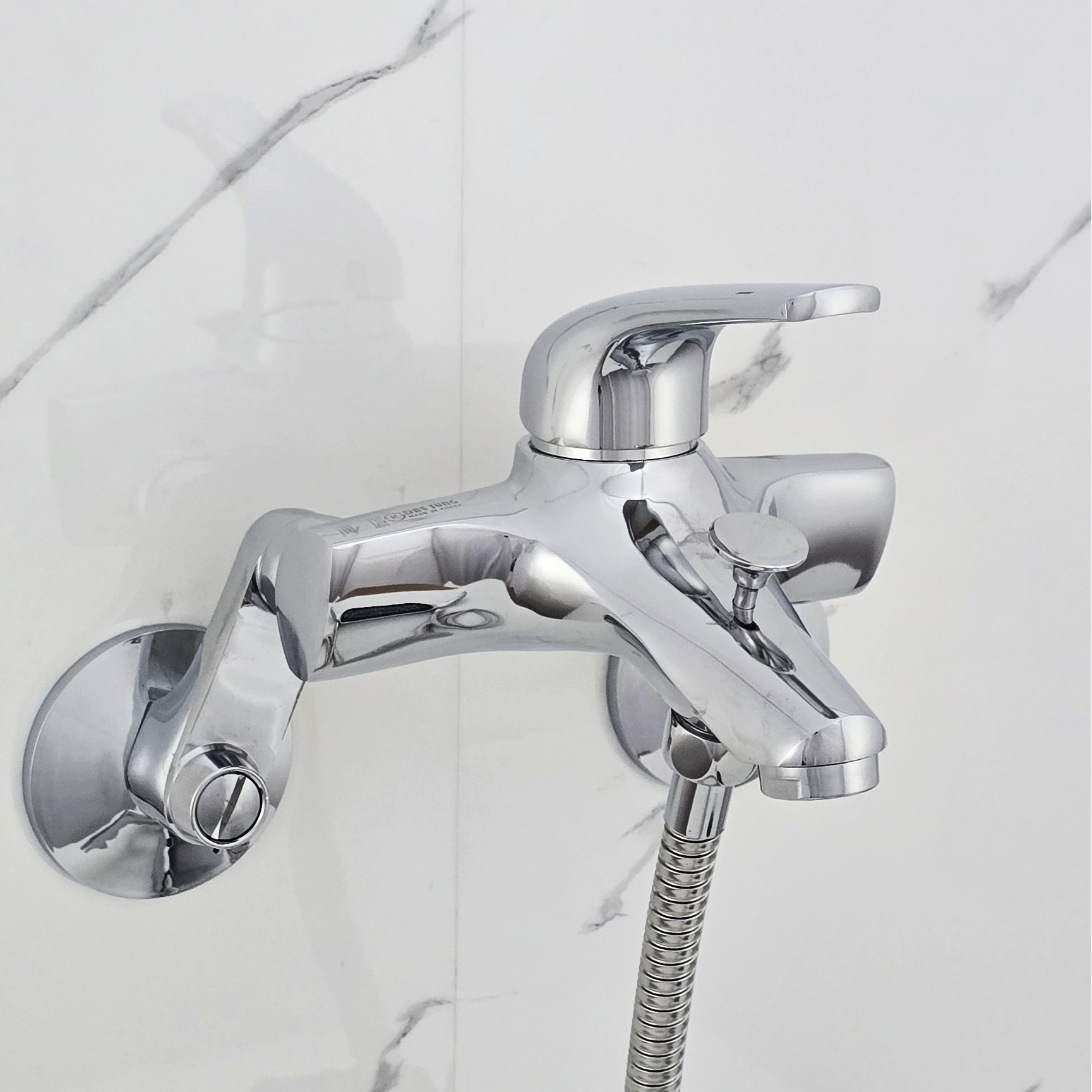 국산 샤워 수전 샤워기 욕조 수도꼭지 욕실 화장실 수도, 1개 65,500원