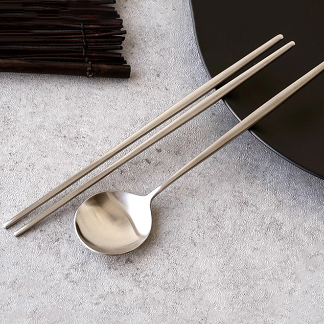 테이블아트 국산 아벨라 무광실버 수저 2인세트 24,190원