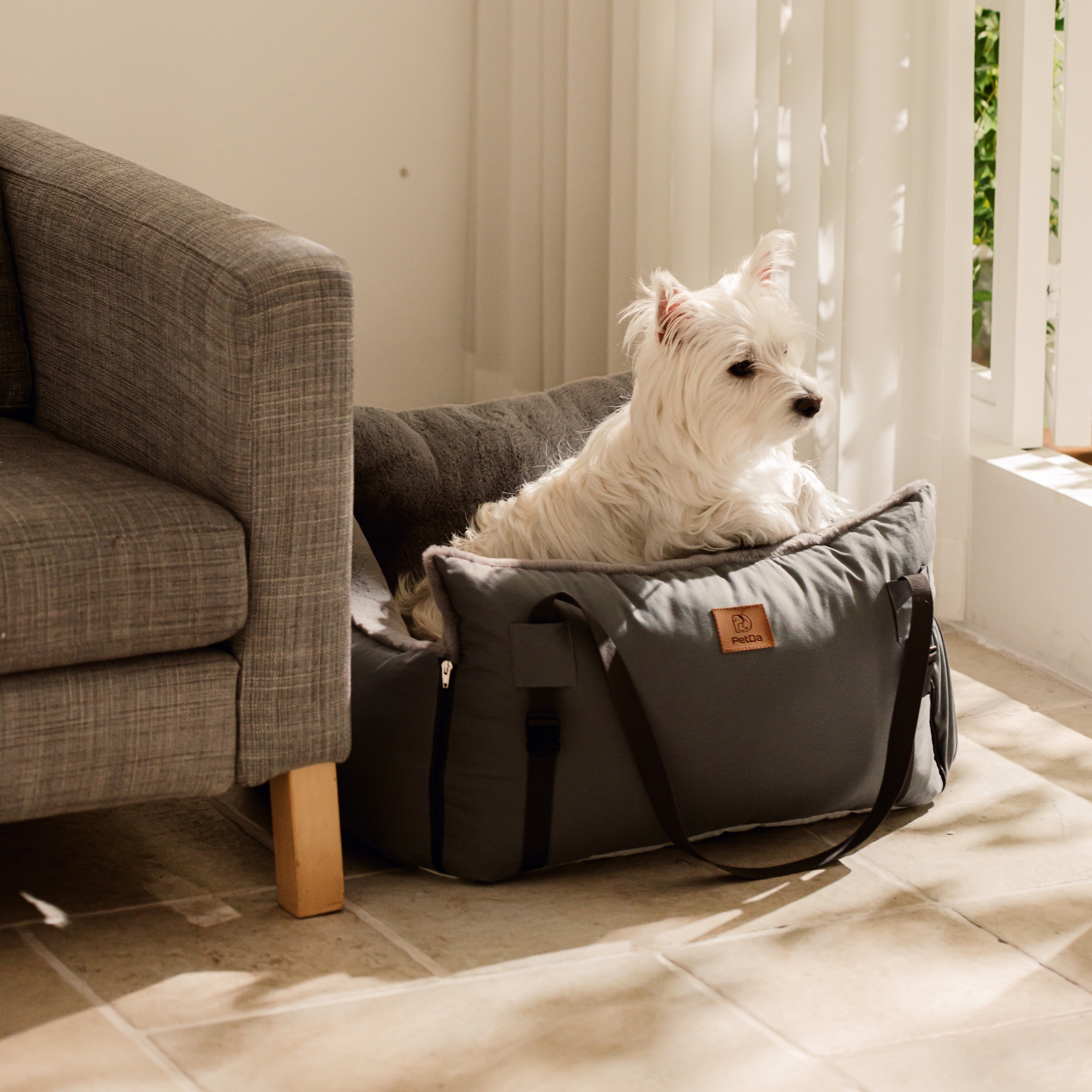 펫다 강아지 고양이 카시트 애견 방석 패드 침대 쇼파 탈부착 세탁 방수 야외 쿠션 투인원 하우스겸용 74,900원